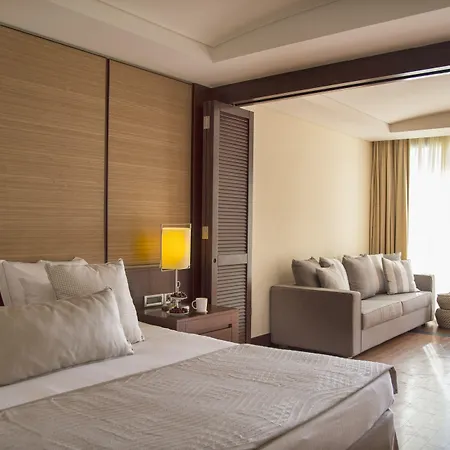 אתר נופש Porto Carras Meliton 5*