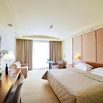 波尔图卡拉斯梅利通酒店 度假村 新马尔马拉斯