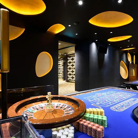 Porto Carras Meliton منتجع نيوس مارماراس